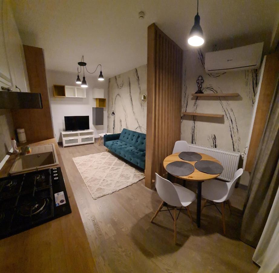 Iulius Maison Jolie Iasi Exterior foto