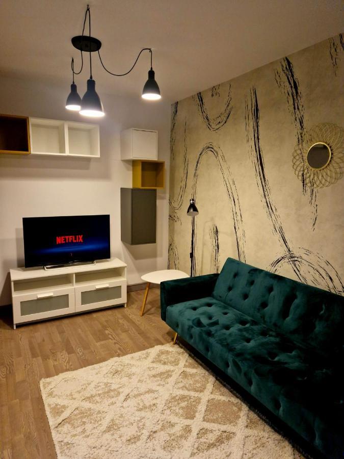Iulius Maison Jolie Iasi Exterior foto